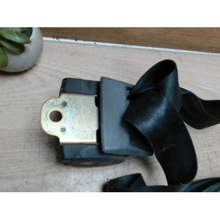 Ceinture avant droit PEUGEOT 205 PHASE 2 d’occasion