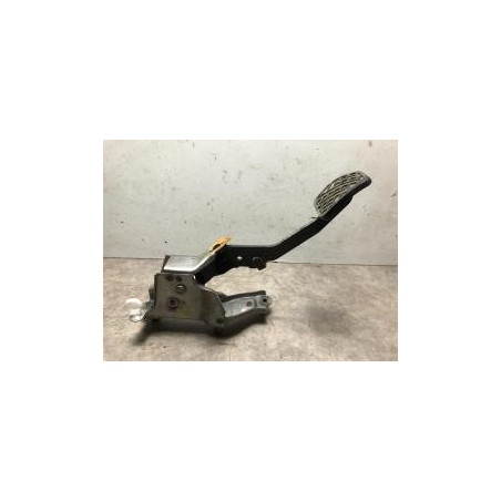 Pedalier d'embrayage NISSAN MICRA 4 PHASE 2 d’occasion