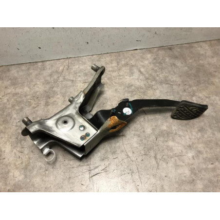 Pedalier d'embrayage NISSAN MICRA 4 PHASE 2 d’occasion