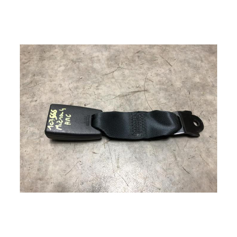 Attache ceinture arriere centrale NISSAN MICRA 4 PHASE 2 d’occasion