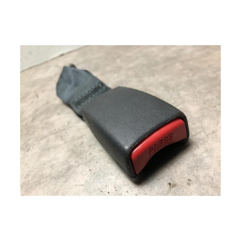 Attache ceinture arriere gauche NISSAN MICRA 4 PHASE 2 d’occasion
