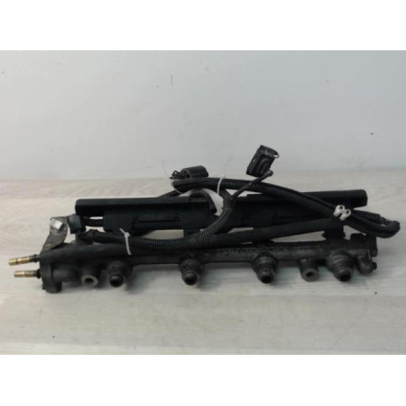 Rampe injection FORD FIESTA 4 PHASE 1 d’occasion