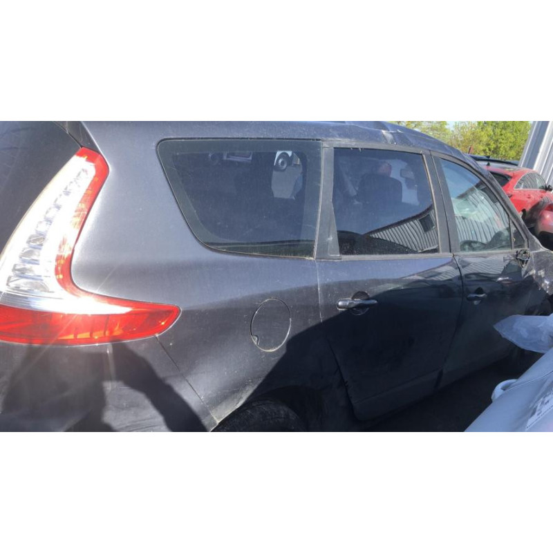 Serrure avant droit RENAULT GRAND SCENIC 3 PHASE 1 d’occasion