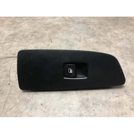 Interrupteur de leve vitre avant droit BMW SERIE 1 E87 PHASE 2 d’occasion
