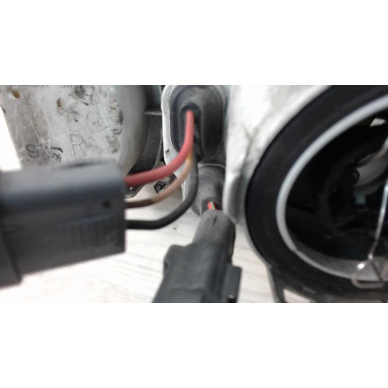 Optique avant principal droit (feux)(phare) MAZDA XEDOS 6 d’occasion