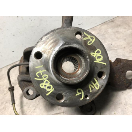 Fusee avant gauche PEUGEOT 108 d’occasion