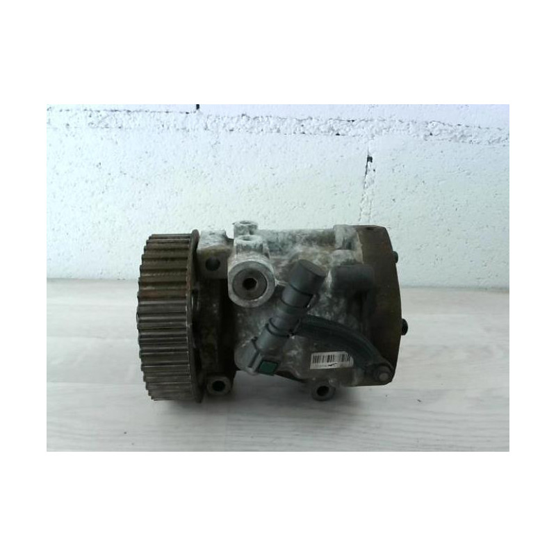 Pompe haute pression RENAULT  d’occasion