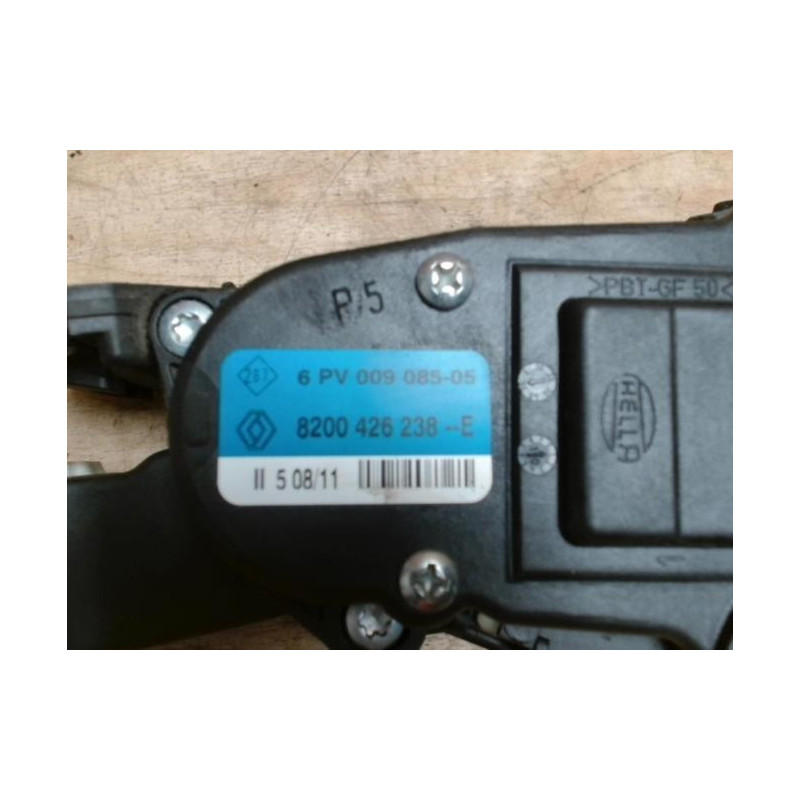 Pedalier d'accelerateur RENAULT TWINGO 2 PHASE 1 d’occasion