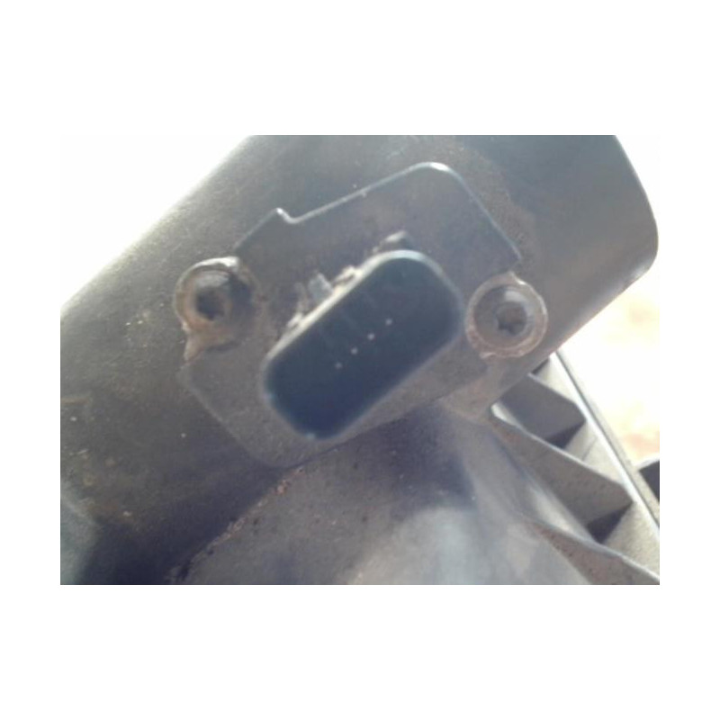 Boite a air FORD MONDEO 3 PHASE 1 BREAK d’occasion