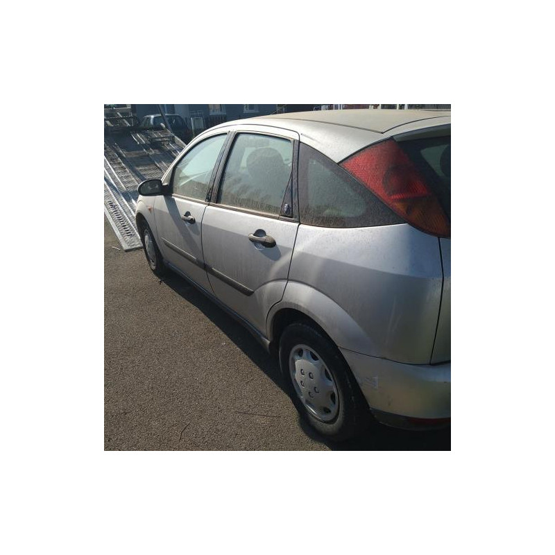 Anti brouillard arriere droit FORD FOCUS 1 d’occasion