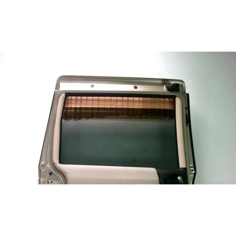Porte arriere droit KIA CARNIVAL 2 d’occasion
