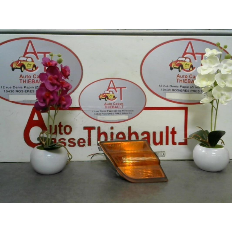 Optique avant secondaire droit (feux)(clignotant) NISSAN MICRA III d’occasion