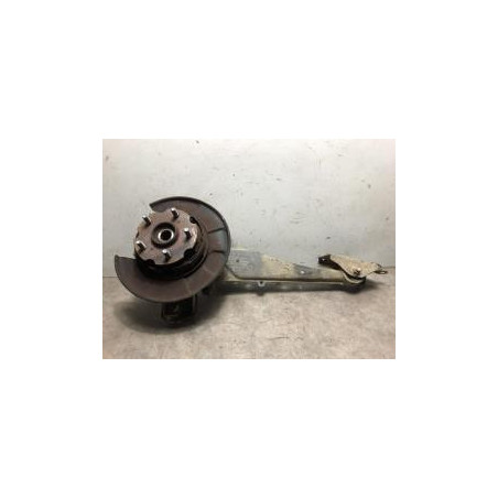 Fusee arriere droit TOYOTA RAV4 3 PHASE 2 d’occasion