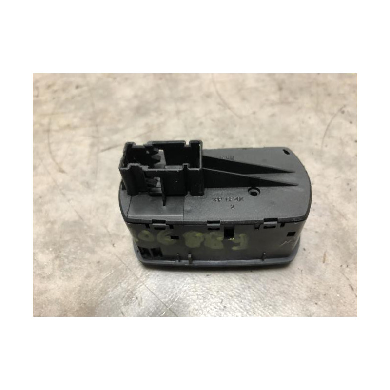 Interrupteur de leve vitre avant gauche OPEL CORSA D PHASE 2 d’occasion