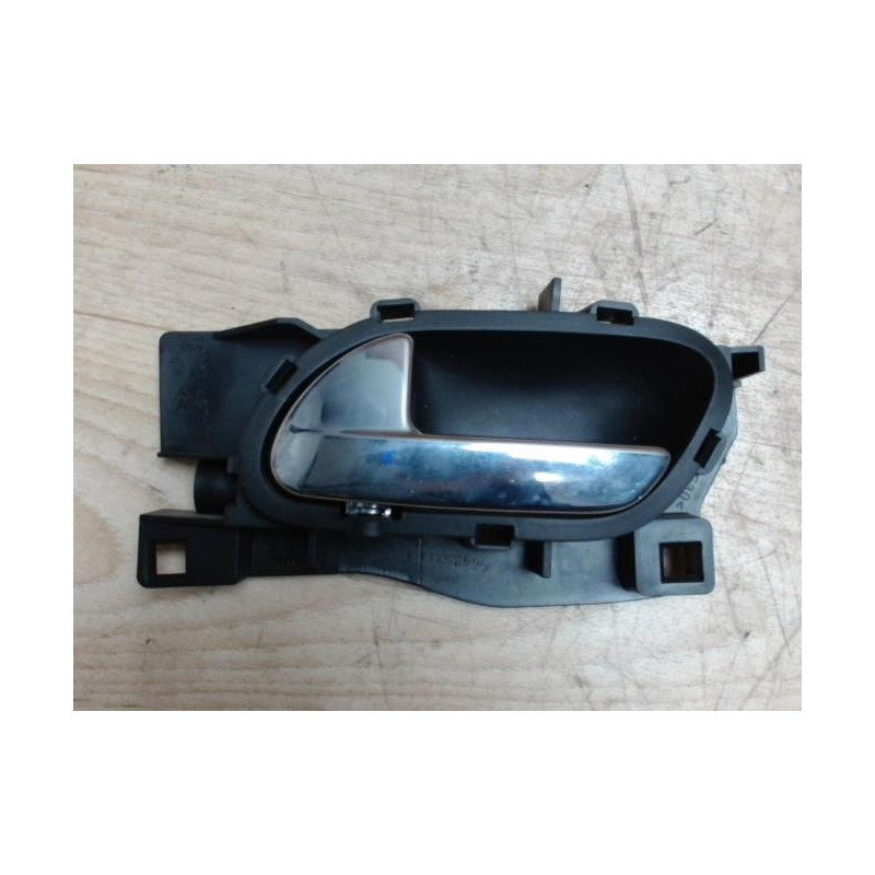 Poignee interieur avant gauche CITROEN C4 1 PHASE 1 d’occasion