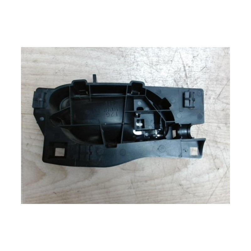 Poignee interieur avant gauche CITROEN C4 1 PHASE 1 d’occasion