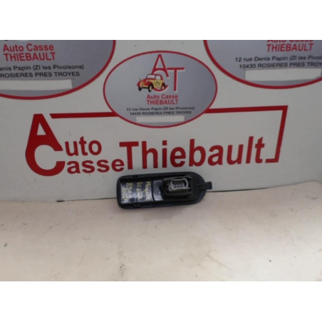 Interrupteur de leve vitre avant droit RENAULT  d’occasion