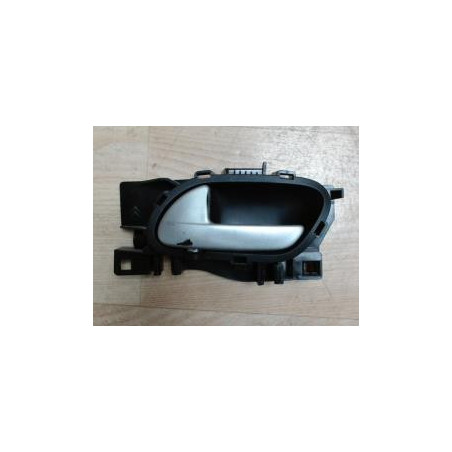 Poignee interieur avant gauche PEUGEOT 207 PHASE 1 d’occasion