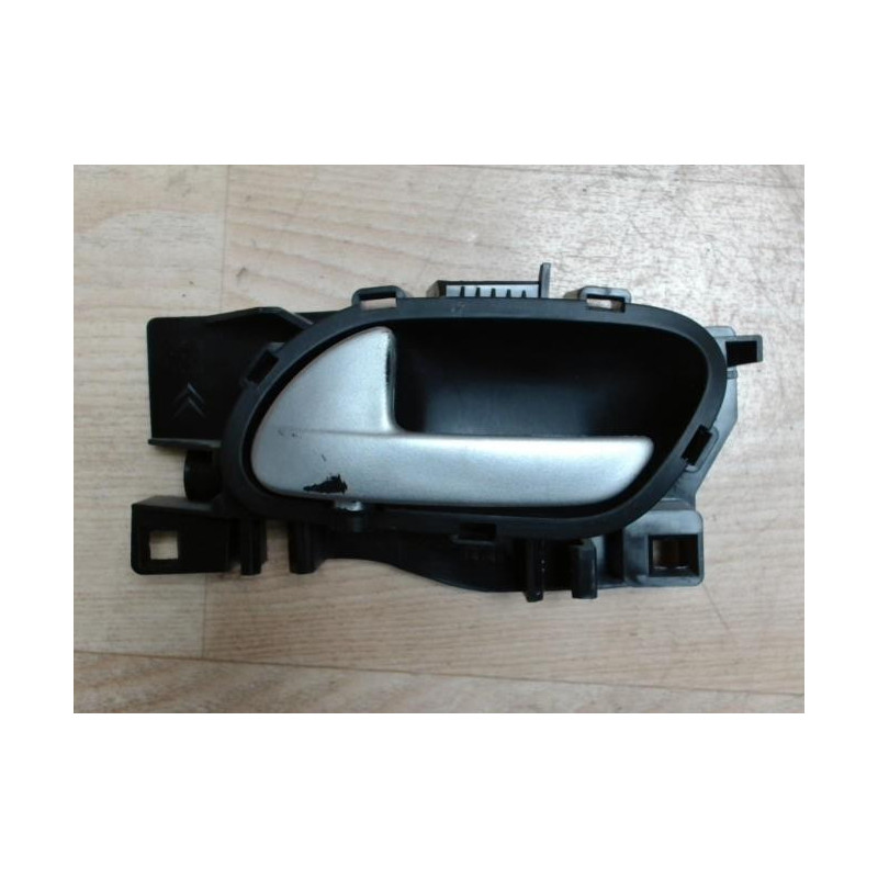 Poignee interieur avant gauche PEUGEOT 207 PHASE 1 d’occasion