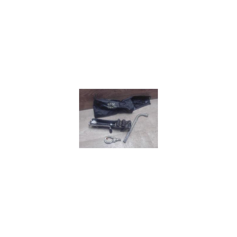 Cric (Ensemble depannage) VOLKSWAGEN  d’occasion