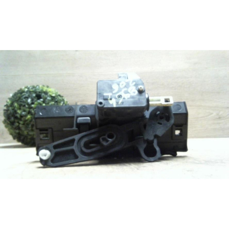 Actionneur serrure hayon PEUGEOT 206 PHASE 1 d’occasion