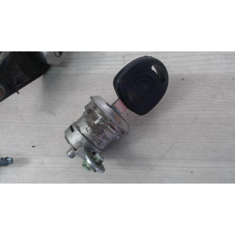 Kit barillet SUZUKI IGNIS 2 d’occasion