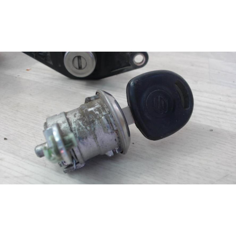 Kit barillet SUZUKI IGNIS 2 d’occasion