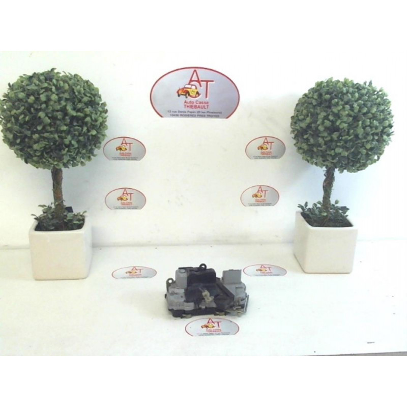 Serrure avant gauche PEUGEOT 307 PH1 HAYON (3A/C/D) HDI d’occasion