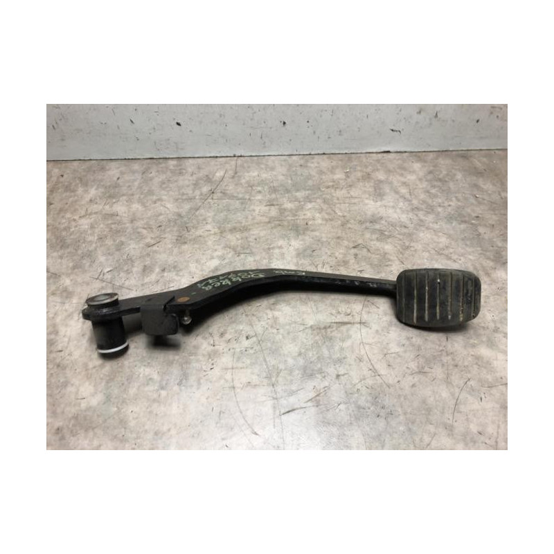 Pedalier d'embrayage DACIA DOKKER 1.6 MPI - 85 d’occasion