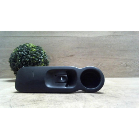 Interrupteur de leve vitre avant droit RENAULT GRAND MODUS PHASE 2 d’occasion