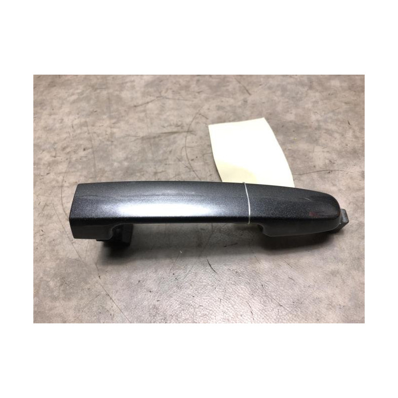 Poignee porte avant gauche TOYOTA YARIS 2 PHASE 2 d’occasion