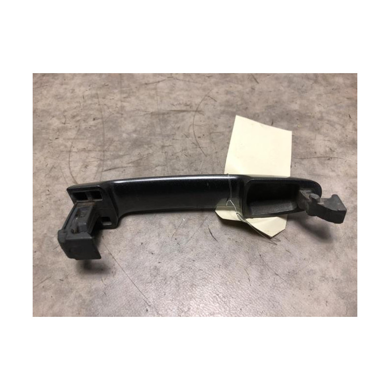 Poignee porte avant gauche TOYOTA YARIS 2 PHASE 2 d’occasion