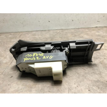 Interrupteur de leve vitre avant gauche TOYOTA YARIS 2 PHASE 2 d’occasion