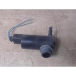 Pompe lave glace avant TOYOTA YARIS 2 PHASE 1 d’occasion