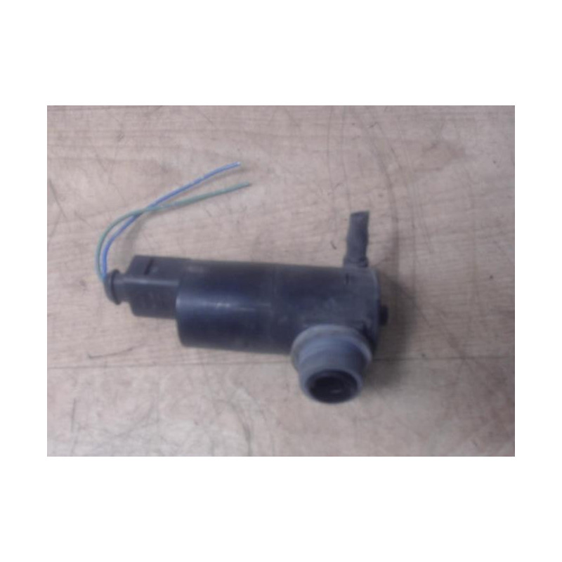 Pompe lave glace avant TOYOTA YARIS 2 PHASE 1 d’occasion