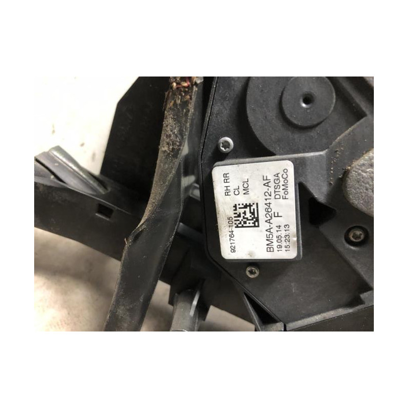 Serrure arriere droit FORD FOCUS 3 PHASE 1 d’occasion