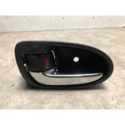 Poignee interieur avant gauche TOYOTA YARIS 2 PHASE 2 d’occasion
