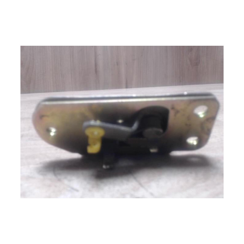 Serrure de coffre VOLVO V 40 1 PHASE 1 BREAK d’occasion