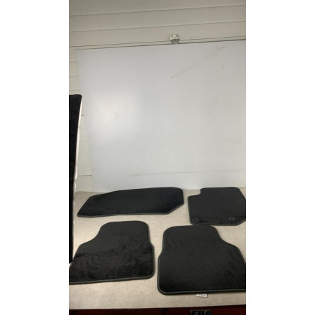 Tapis de sol PEUGEOT  d’occasion