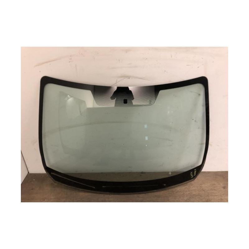 Pare brise DACIA DOKKER 1.6 MPI - 85 d’occasion