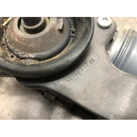 Moteur essuie glace avant droit CITROEN C4 PICASSO 2 PHASE 1 d’occasion