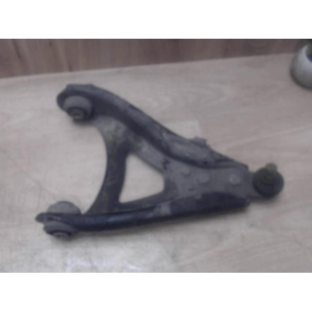 Triangle avant gauche RENAULT MEGANE 1 PHASE 2 d’occasion