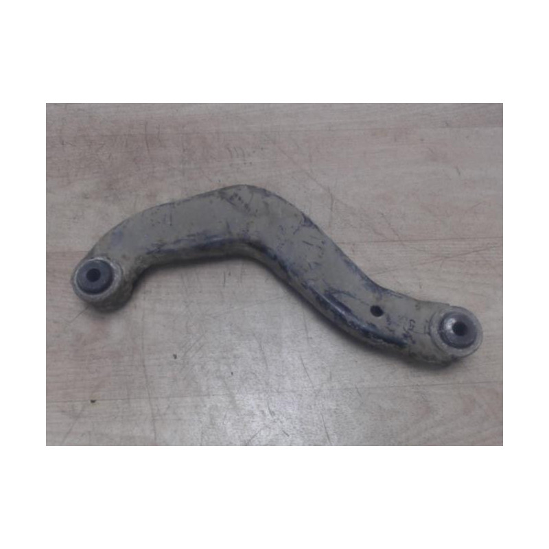 Triangle inferieur arriere droit AUDI A4 2 AVANT PHASE 2 BREAK d’occasion