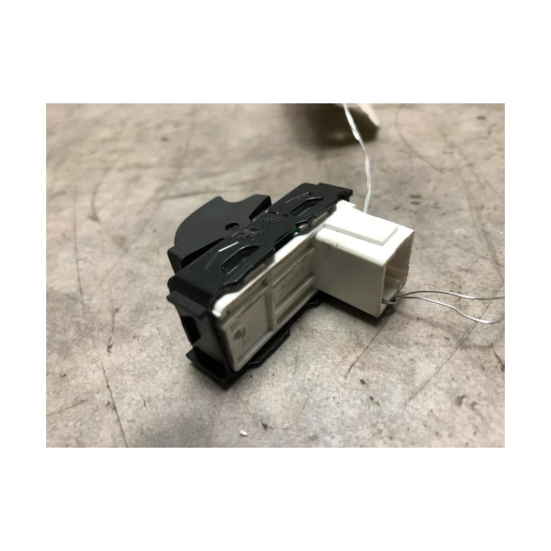 Interrupteur de leve vitre avant droit CITROEN C4 PICASSO 2 PHASE 1 d’occasion
