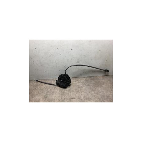 Serrure avant droit FORD FOCUS 3 PHASE 1 d’occasion