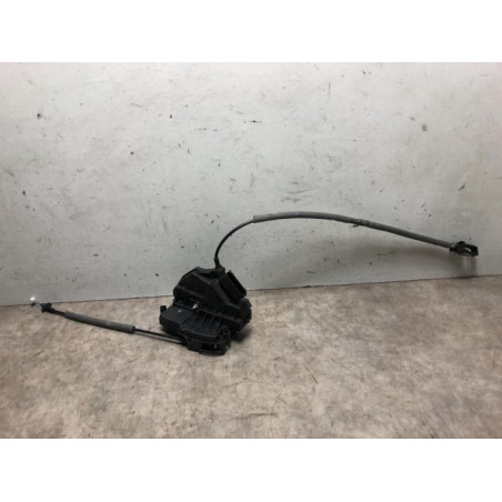 Serrure avant droit FORD FOCUS 3 PHASE 1 d’occasion