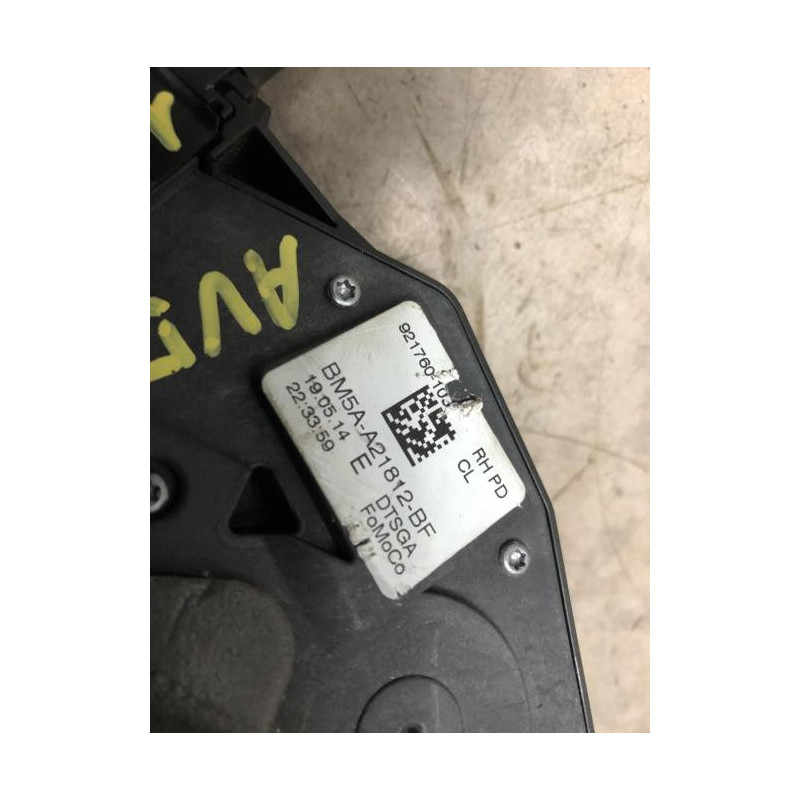 Serrure avant droit FORD FOCUS 3 PHASE 1 d’occasion