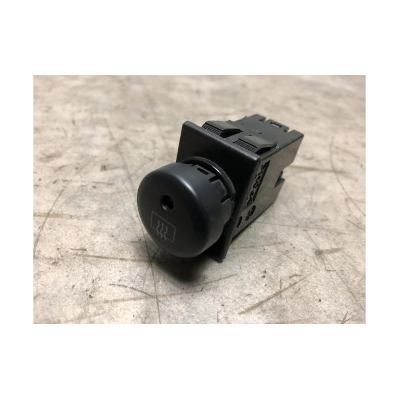 Commande degivrage lunette arriere SUZUKI JIMNY 1 PHASE 3 d’occasion