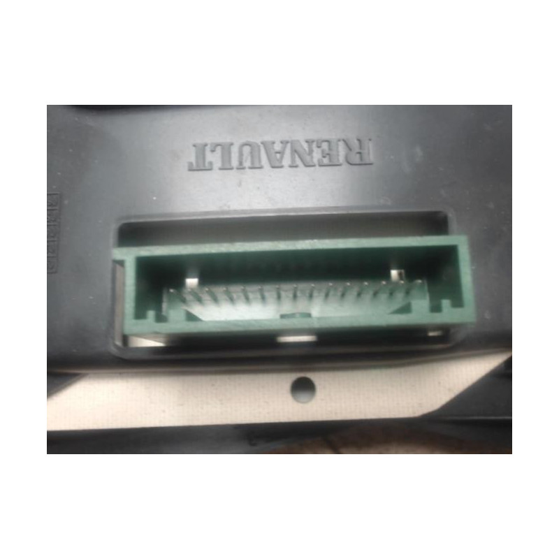 Compteur RENAULT CLIO 2 PHASE 2 d’occasion