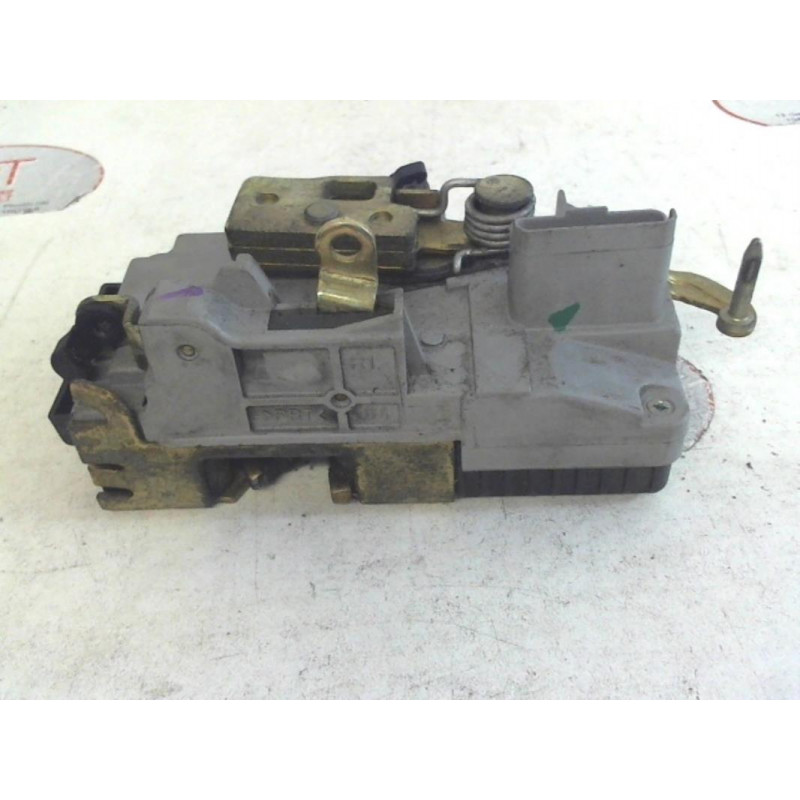 Serrure avant gauche PEUGEOT 807 HDI d’occasion
